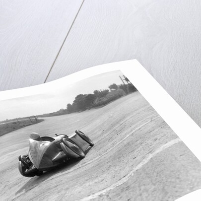 Leon Cushman's Austin 7 racer making a speed record attempt, Brooklands, 8 August 1931 by Bill Brunell