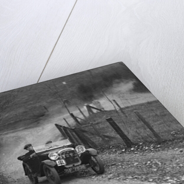 Austin Ulster of AC Fairclough competing in the Inter-Varsity Trial, November 1931 by Bill Brunell