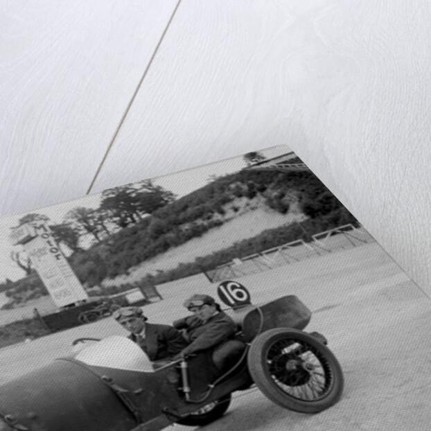 Bugatti Brescia of Leon Cushman, JCC 200 Mile Race, Brooklands, 1922 by Bill Brunell