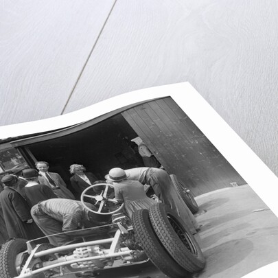 Working on Raymond Mays' Vauxhall-Villiers, c1930s by Bill Brunell