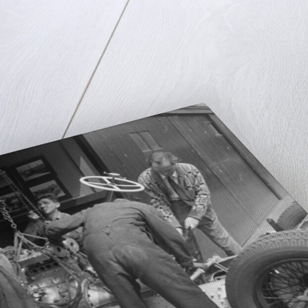 Working on Raymond Mays' Vauxhall-Villiers, c1930s by Bill Brunell