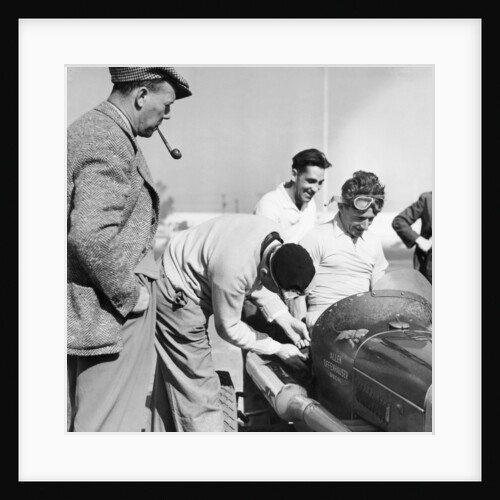 Offenhauser midget racing car by Anonymous