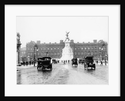 Buckingham Palace and the Mall by Anonymous