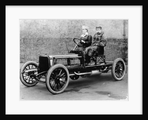 Madame du Gaste and Monsieur Barbarou in a Benz Parsifal, 1903 by Unknown