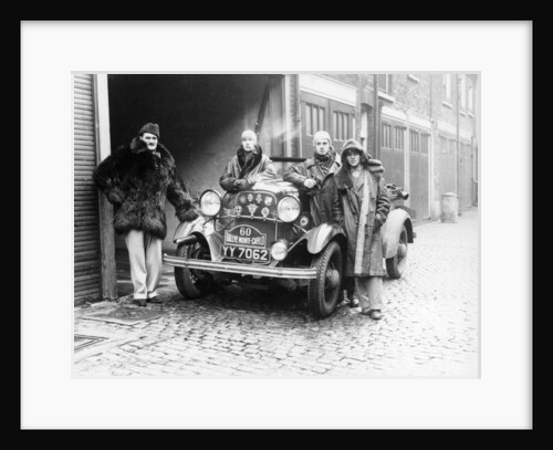 J Walters, JA Driskell, R Silva and ID Stuthers with a Ford V8, (1932?) by Unknown