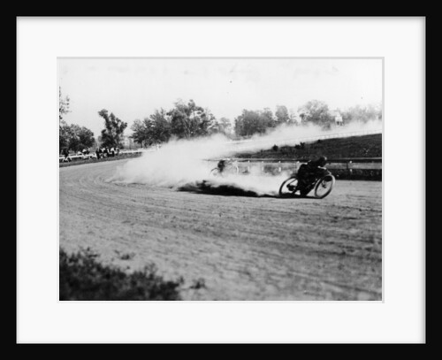 Dirt track motorbike racing, 1913 by Unknown