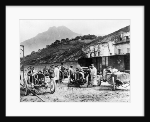 Participants in the Targa Florio race, Sicily, April 1907 by Unknown