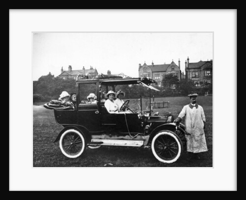 People with a 1914 Model T Ford , 1914 by Unknown