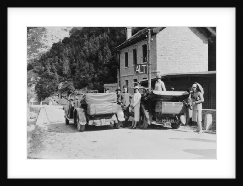 Cars parked at the Italian frontier by Unknown