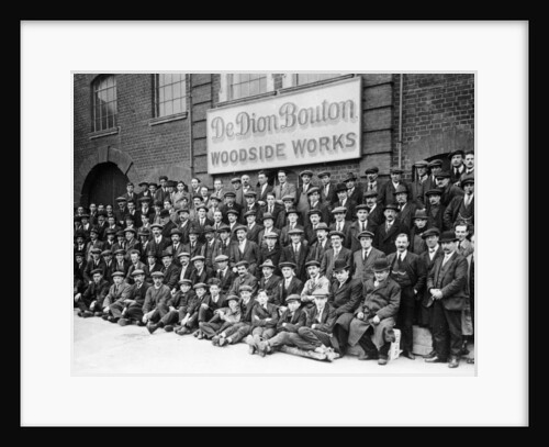 Workers outside the British De Dion Bouton works, early 1920s by Unknown