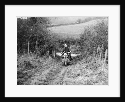 Syke riding an Ariel 4 during the Inter Varsity motor cross hill climb, November 1931 by Unknown