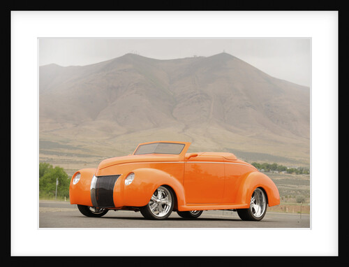 Ford Custom Orange Crush 1939 by Simon Clay