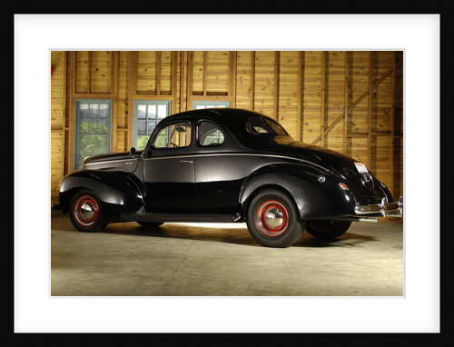 Ford Deluxe customised 1940 by Simon Clay