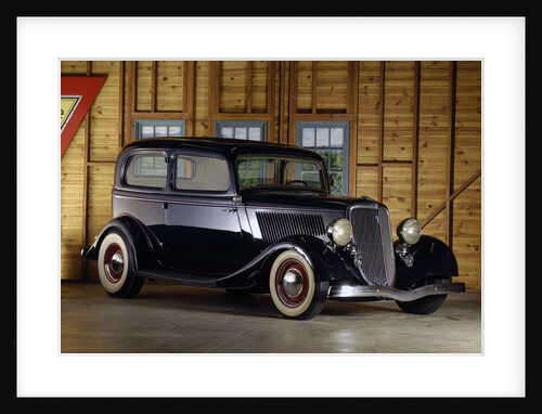 Ford Sedan custom 1934 by Simon Clay