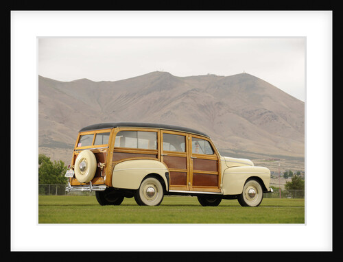 Ford woodie station wagon 1946 by Simon Clay