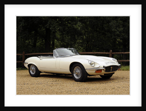 Jaguar E type 1974 by Simon Clay