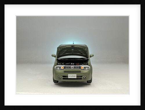 Nissan Cube 2008 by Simon Clay
