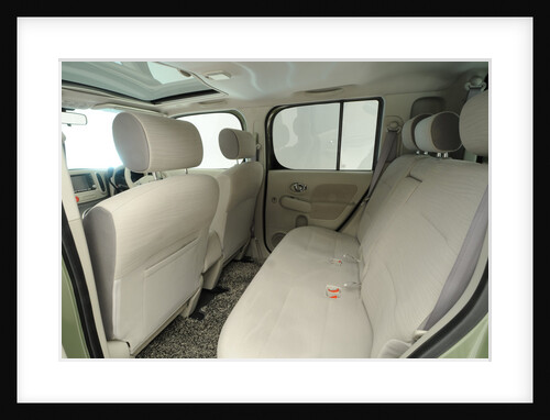 Nissan Cube 2008 by Simon Clay