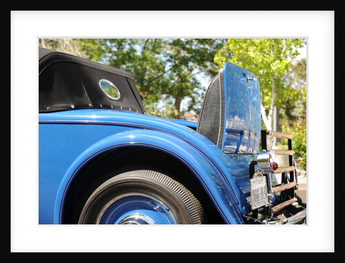 Ruxton model c roadster 1932 by Simon Clay