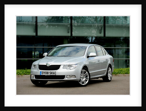 Skoda SUPERB 2008 by Simon Clay