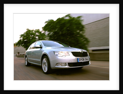 Skoda SUPERB 2008 by Simon Clay