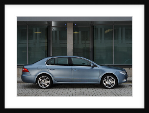 Skoda SUPERB 2008 by Simon Clay