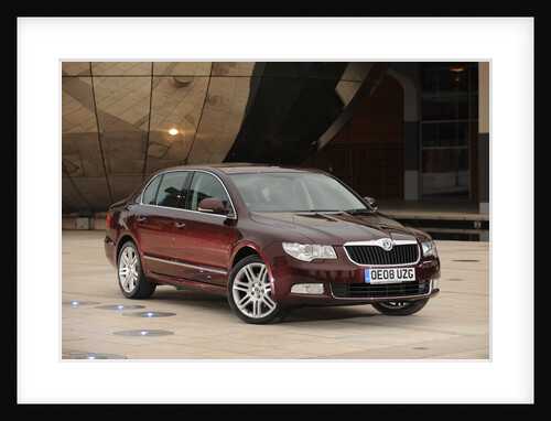 Skoda SUPERB 2008 by Simon Clay