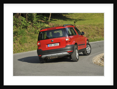 Skoda Yeti 2009 by Simon Clay