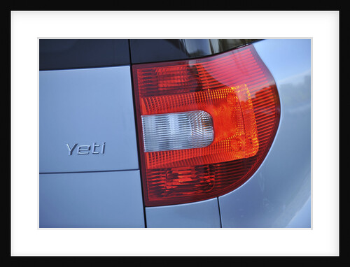 Skoda Yeti 2009 by Simon Clay