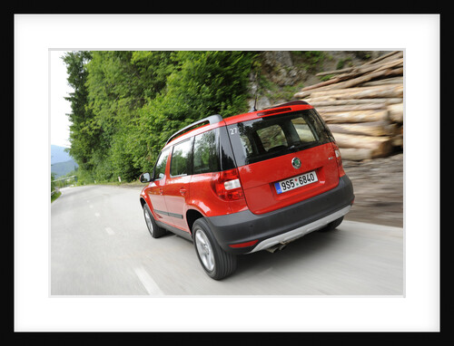 Skoda Yeti 2009 by Simon Clay