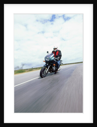 2000 Yamaha XJ 600s Diversion motorcycle by Unknown