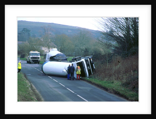 1997 Mercedes tanker road accident by Unknown