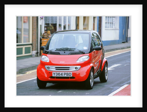 2001 Smart car by Unknown