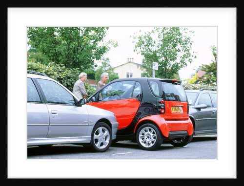 2001 Smart car by Unknown