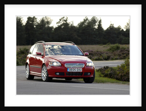 2005 Volvo V50 T5 by Unknown