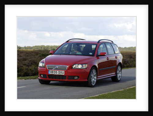 2005 Volvo V50 T5 by Unknown