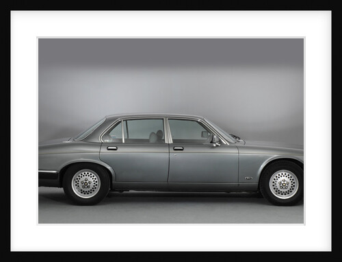 1987 Jaguar XJ12 Sovereign by Unknown