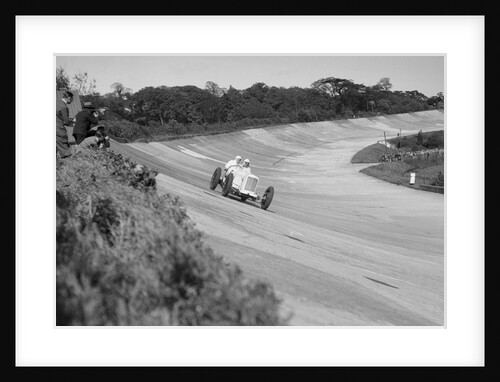 Sunbeam of EL Bouts on the banking, BARC meeting, Brooklands, 16 May 1932 by Bill Brunell