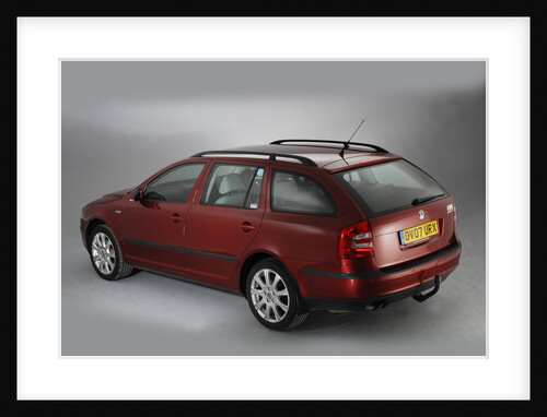 2007 Skoda Octavia estate by Unknown