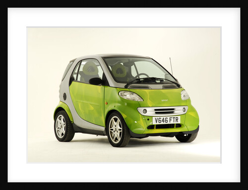 2001 Smart car by Unknown