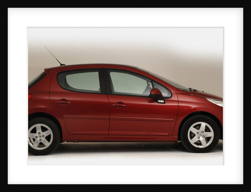 2008 Peugeot 207 by Unknown