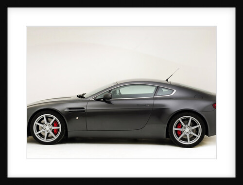 2011 Aston Martin V8 Vantage by Unknown