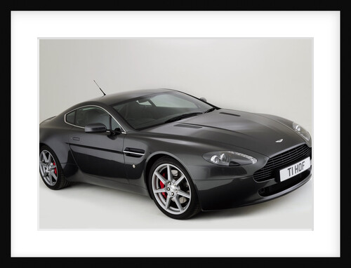 2011 Aston Martin V8 Vantage by Unknown