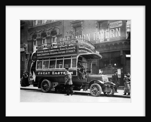 1906 Straker Squire bus by Unknown