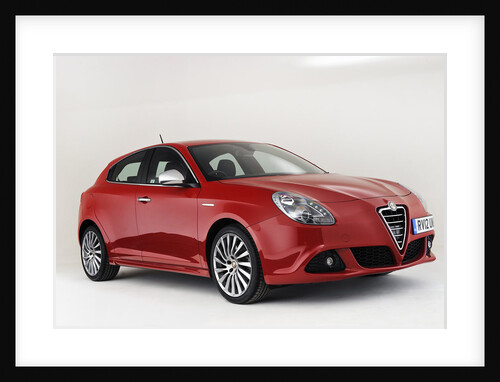 2013 Alfa Romeo Giulietta by Unknown