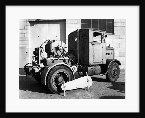 1946 Scammell Chain drive Special tractor by Unknown