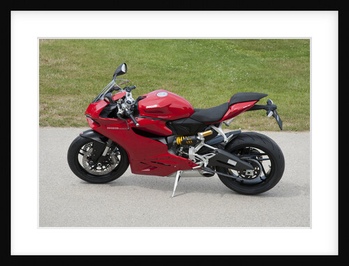 2014 Ducati 899 Panigale by Unknown