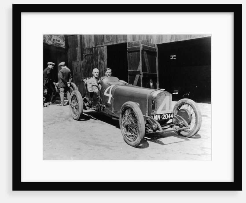 Henry Segrave in an 8 cylinder Sunbeam, Isle of Man, 1922 by Unknown