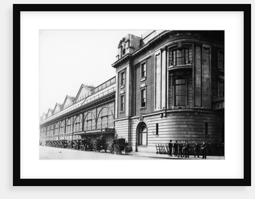 Waterloo Station by Anonymous