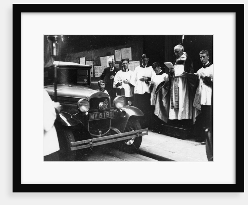 The blessing of cars, City of London, c1930 by Unknown